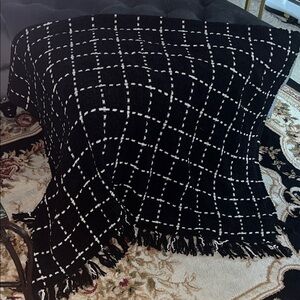 Black and White Checkered Throw Blanket